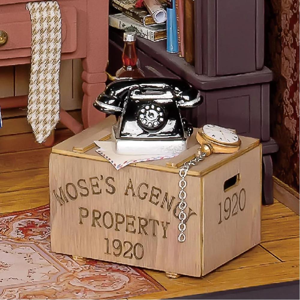 Robotime Rolife DIY Mini Model Kit - Mose's Detective Agency