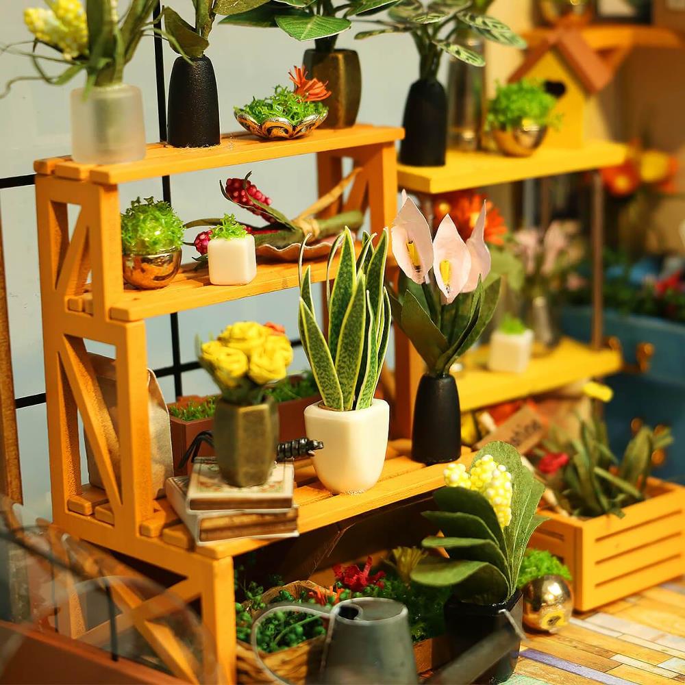 Robotime Rolife DIY Mini Model Kit - Cathy's Flower Greenhouse
